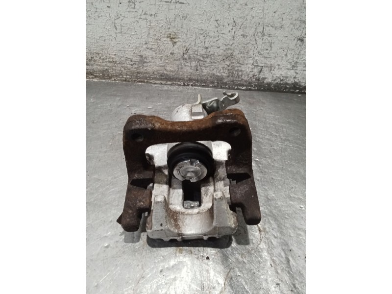 Recambio de pinza freno trasera derecha para volkswagen golf vi (5k1) 2.0 tdi referencia OEM IAM   
