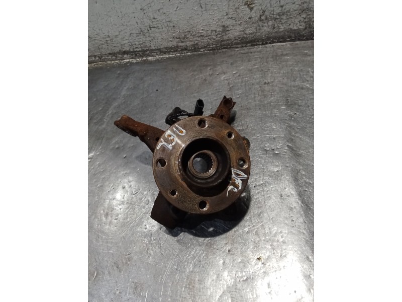 Recambio de mangueta delantera derecha para dacia sandero iii 1.0 tce 90 eco-g referencia OEM IAM   