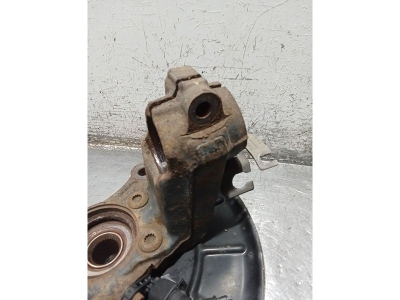 Recambio de mangueta delantera derecha para volkswagen golf vi (5k1) 2.0 tdi referencia OEM IAM   