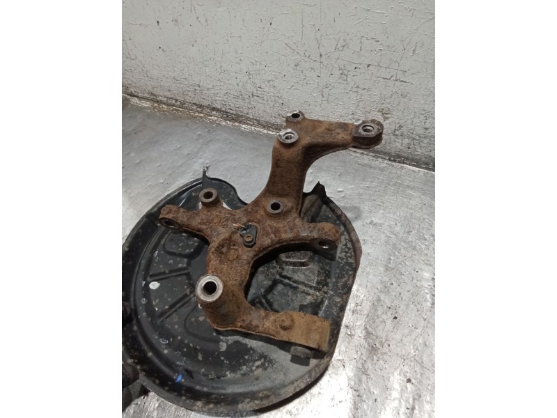 Recambio de mangueta trasera izquierda para volkswagen golf vi (5k1) 2.0 tdi referencia OEM IAM   