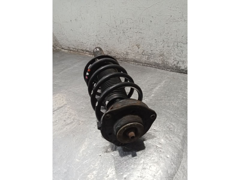 Recambio de amortiguador delantero izquierdo para volkswagen golf vi (5k1) 2.0 tdi referencia OEM IAM 1T0413031HP  