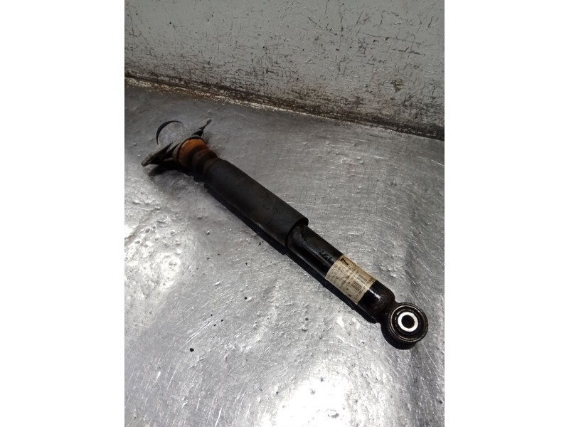 Recambio de amortiguador trasero derecho para volkswagen golf vi (5k1) 2.0 tdi referencia OEM IAM 1K0512013CR  