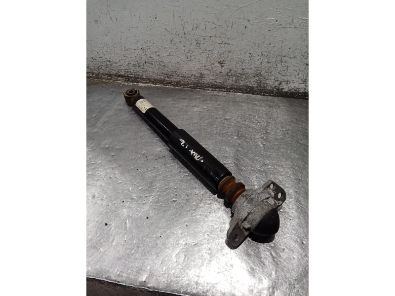Recambio de amortiguador trasero izquierdo para volkswagen golf vi (5k1) 2.0 tdi referencia OEM IAM 1K0912013CR  