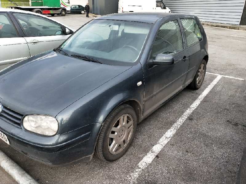 volkswagen golf iv berlina (1j1) del año 2002