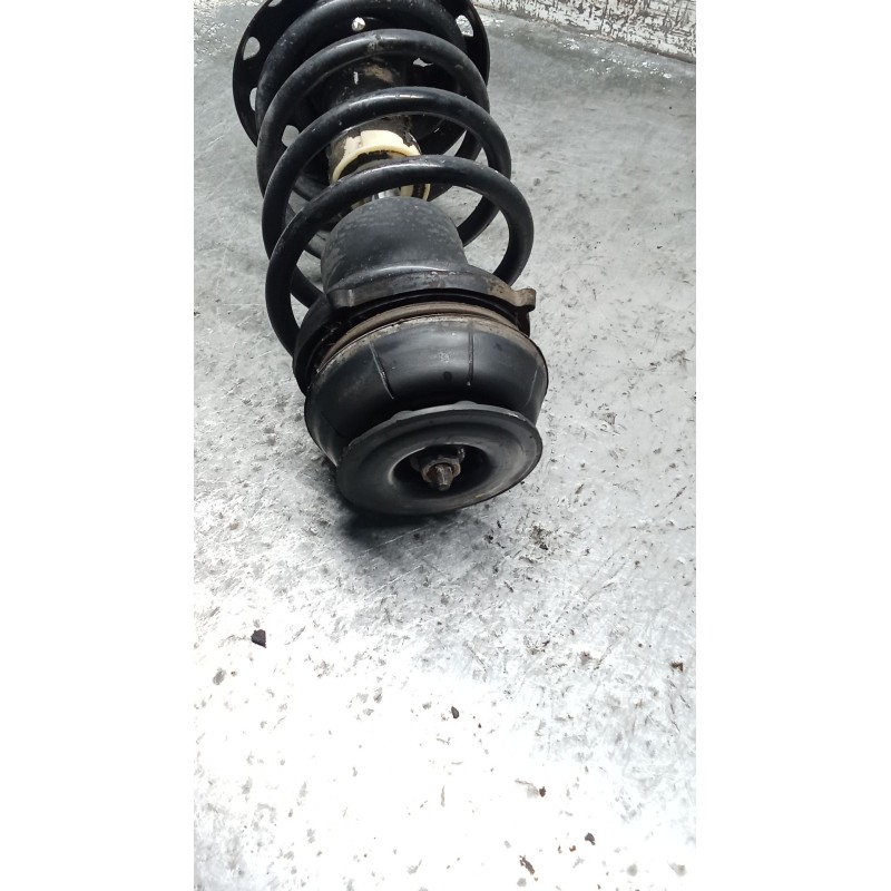 Recambio de amortiguador delantero izquierdo para opel zafira a monospace (t98) 2.0 dti 16v (f75) referencia OEM IAM 22194341 46
