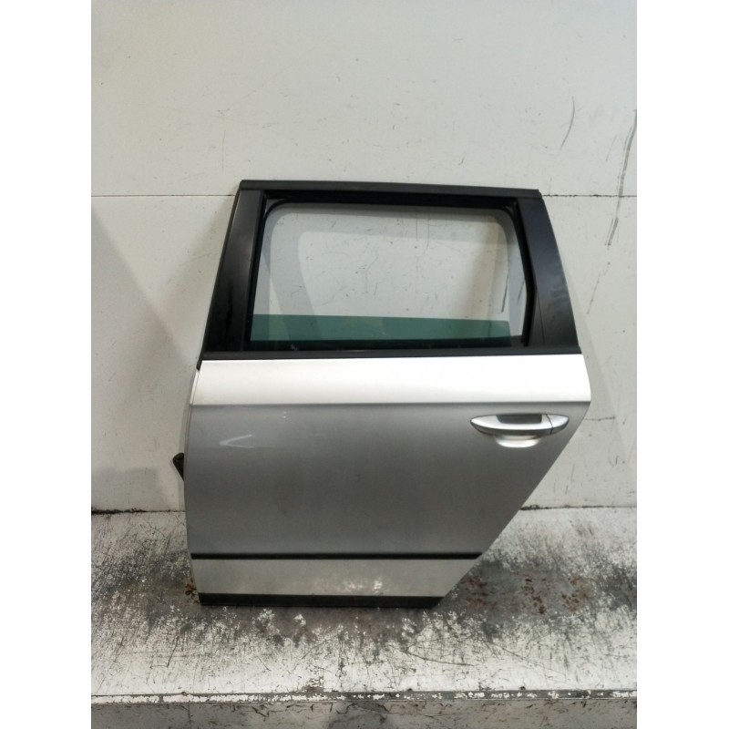 Recambio de puerta trasera izquierda para volkswagen passat b6 variant (3c5) 2.0 tdi 16v referencia OEM IAM  5P 