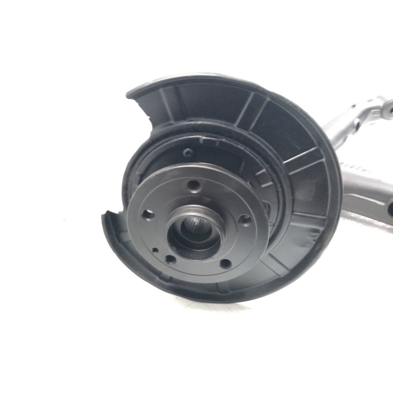 Recambio de mangueta trasera derecha para mercedes vito caja cerrada 6.03  109 cdi compacto (639.601) referencia OEM IAM   