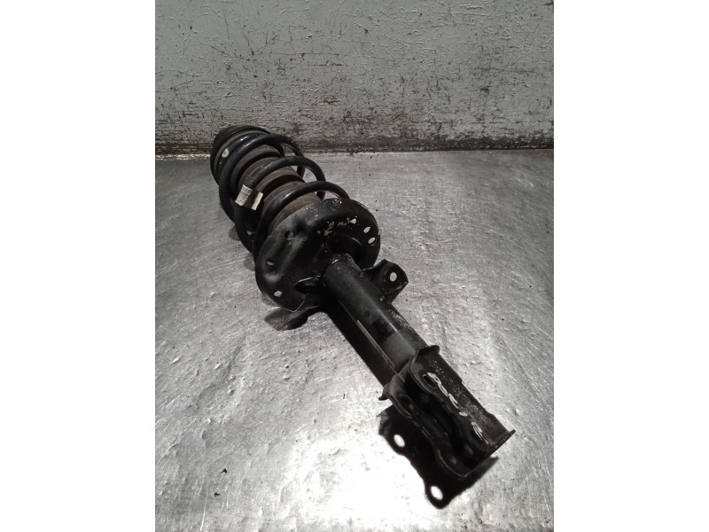 Recambio de amortiguador delantero izquierdo para opel corsa e (x15) 1.3 cdti (08, 68) referencia OEM IAM   