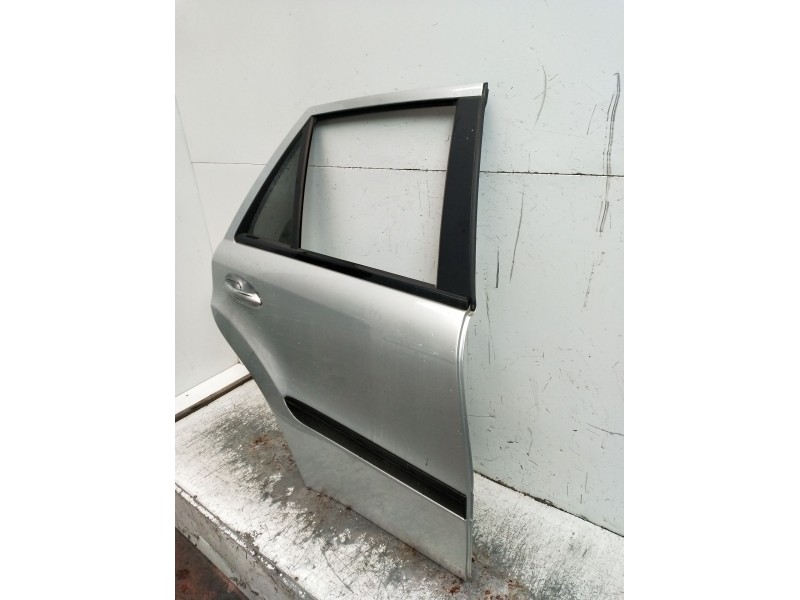 Recambio de puerta trasera derecha para mercedes-benz clase m (w164) ml 320 cdi 4-matic (164.122) referencia OEM IAM  5P 