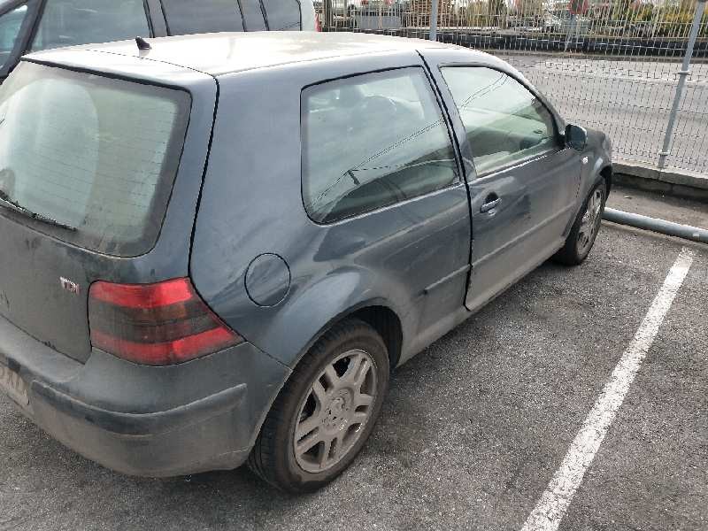 volkswagen golf iv berlina (1j1) del año 2002