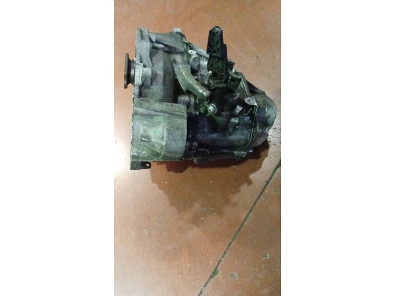 Recambio de caja cambios para volkswagen polo referencia OEM IAM TCW 6V FM6AJ017 161017480415