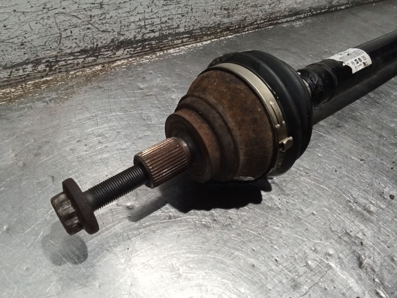 Recambio de transmision delantera derecha para volkswagen golf vi (5k1) 2.0 tdi referencia OEM IAM IK0407272FN  