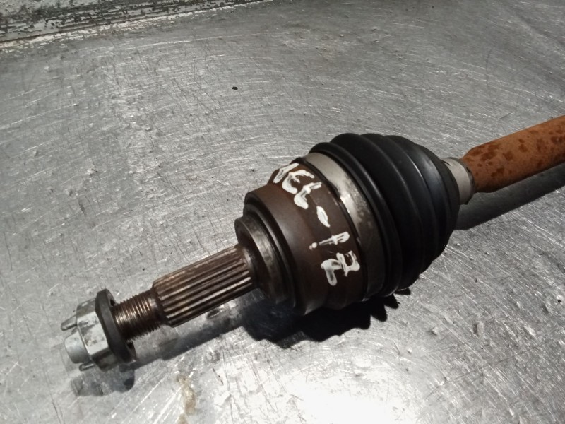 Recambio de transmision delantera izquierda para dacia sandero iii 1.0 tce 90 eco-g referencia OEM IAM 391011411R  