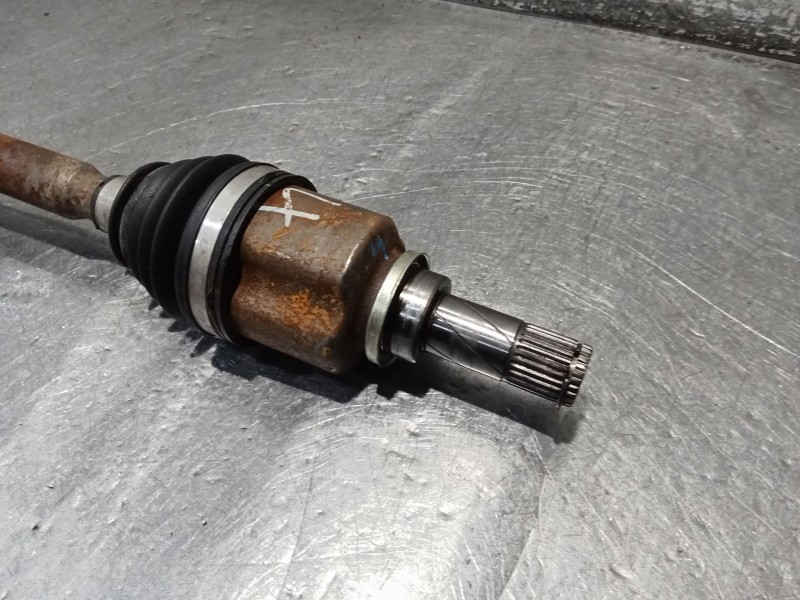 Recambio de transmision delantera izquierda para dacia sandero iii 1.0 tce 90 eco-g referencia OEM IAM 391011411R  