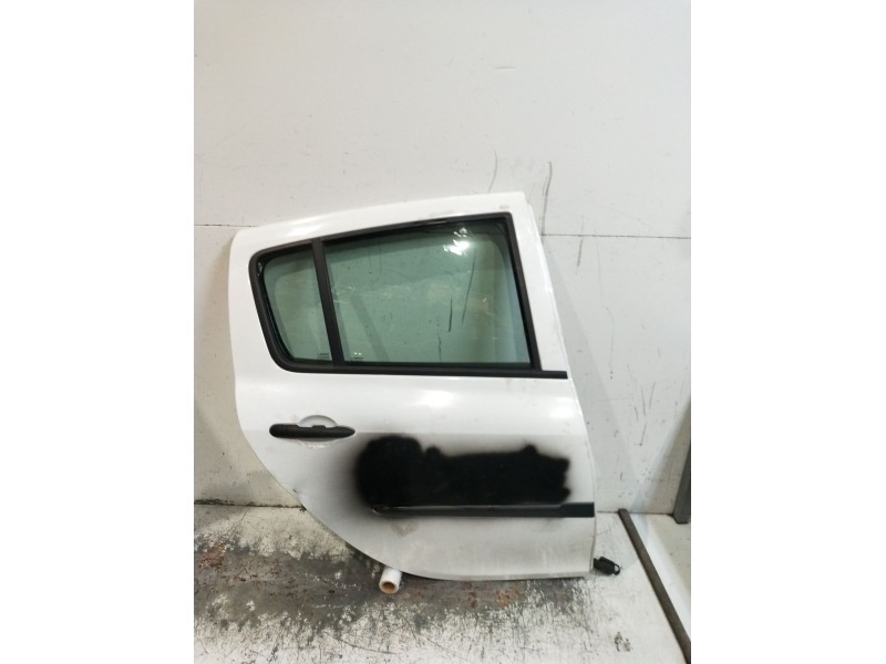Recambio de puerta trasera derecha para renault clio iii (br0/1, cr0/1) 1.5 dci referencia OEM IAM   5P
