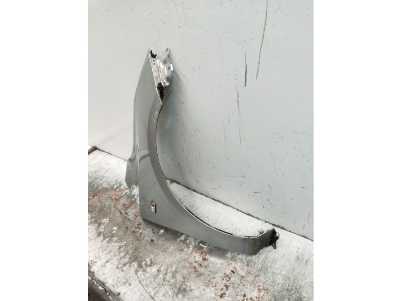 Recambio de aleta delantera derecha para opel corsa e (x15) 1.3 cdti (08, 68) referencia OEM IAM   