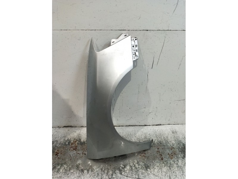 Recambio de aleta delantera derecha para volkswagen passat b6 variant (3c5) 2.0 tdi 16v referencia OEM IAM   