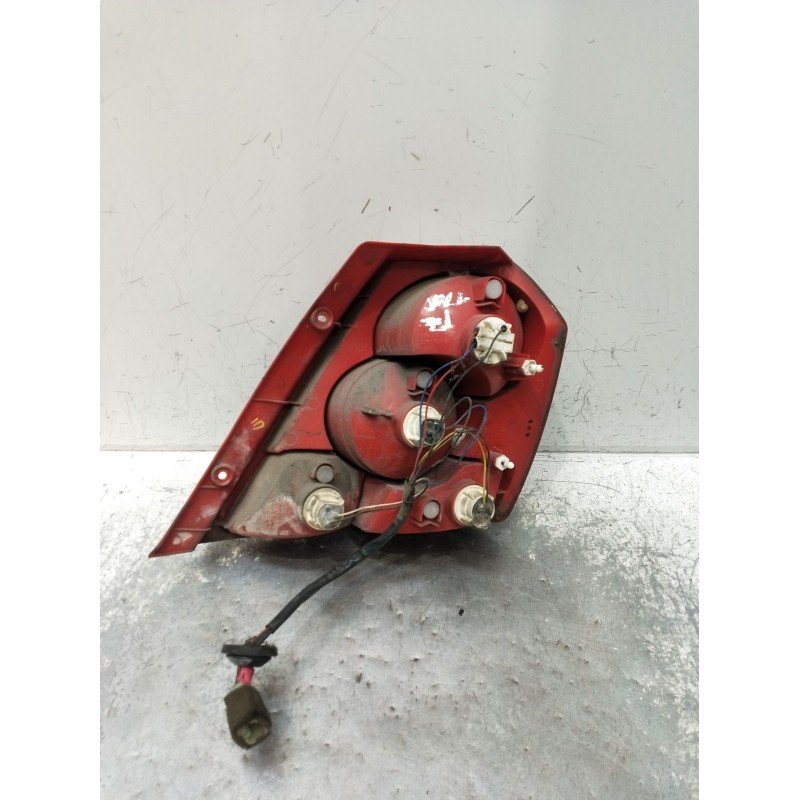 Recambio de piloto trasero izquierdo para chevrolet aveo / kalos hatchback (t200) 1.4 16v referencia OEM IAM   