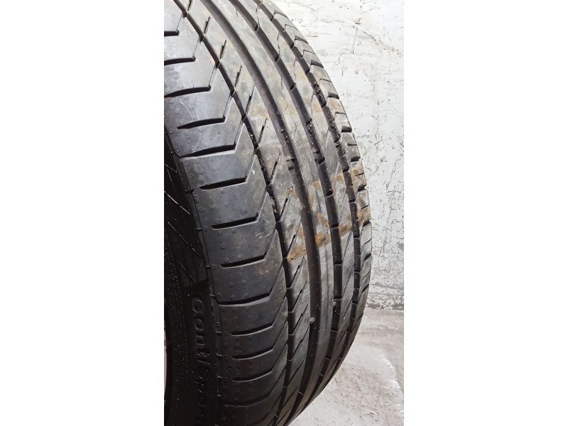 Recambio de juego llantas para audi a3 sportback (8ya, 8yf) 35 tdi referencia OEM IAM 225/40 R18 92Y  UNA EN MAL ESTADO LAS OTRA