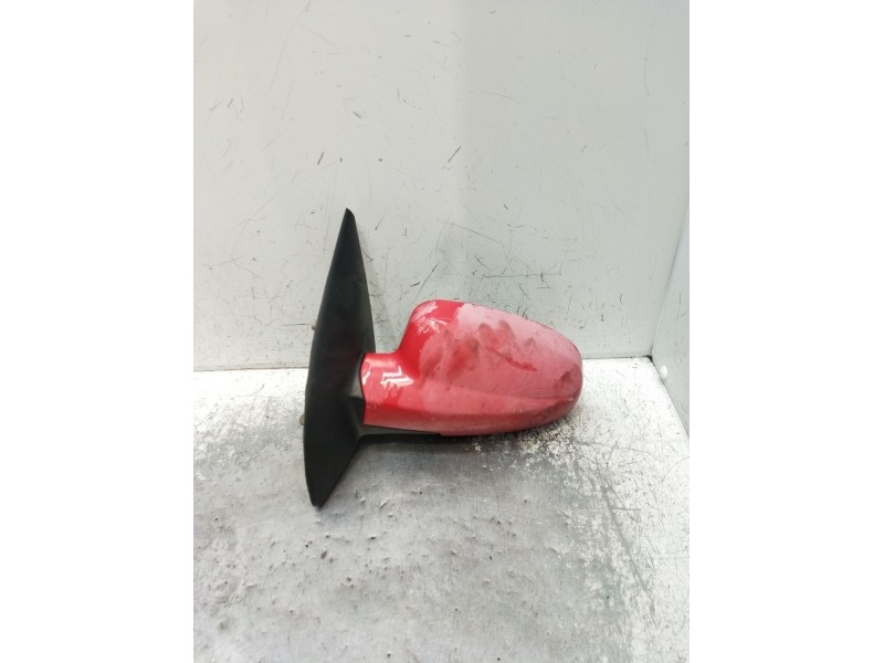 Recambio de retrovisor izquierdo para chevrolet aveo / kalos hatchback (t200) 1.4 16v referencia OEM IAM 1 CONECTOR DE 5 PINES  