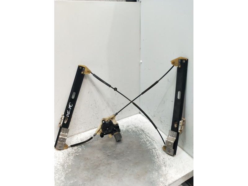 Recambio de elevalunas delantero derecho para seat leon sc (5f5) 1.4 tsi referencia OEM IAM 0130822716 3P 