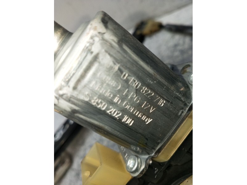 Recambio de elevalunas delantero derecho para seat leon sc (5f5) 1.4 tsi referencia OEM IAM 0130822716 3P 