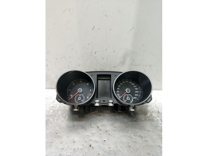 Recambio de cuadro instrumentos para volkswagen golf vi (5k1) 2.0 tdi referencia OEM IAM 5K0920870E  