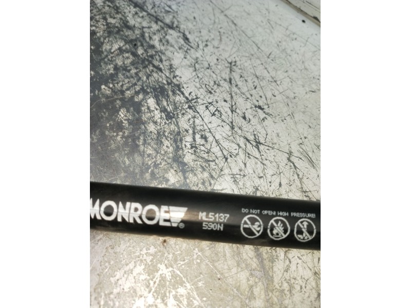 Recambio de amortiguadores maletero / porton para opel zafira a monospace (t98) 2.0 dti 16v (f75) referencia OEM IAM MO5137  