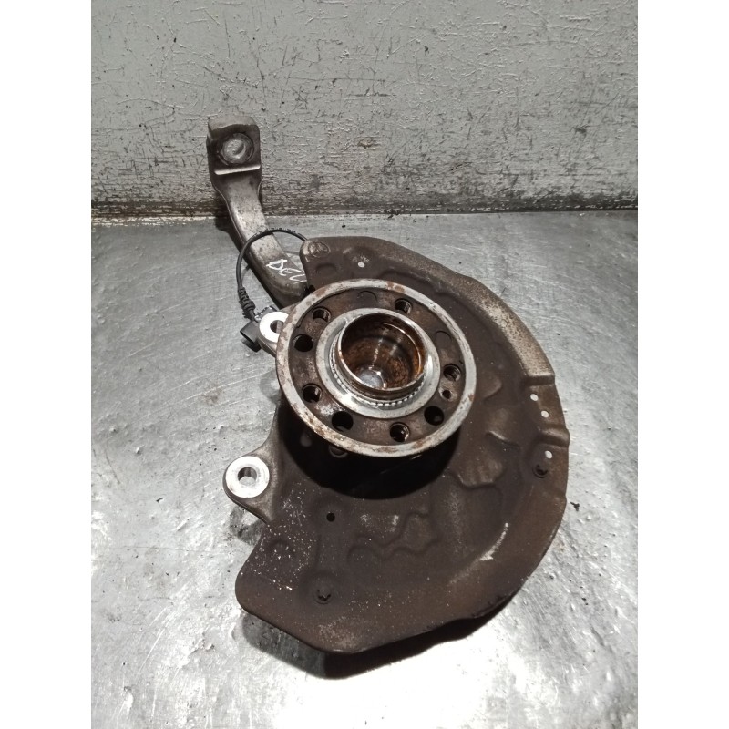 Recambio de mangueta delantera derecha para mercedes-benz clase c coupé (c205) c 220 d (205.304) referencia OEM IAM 2052200  