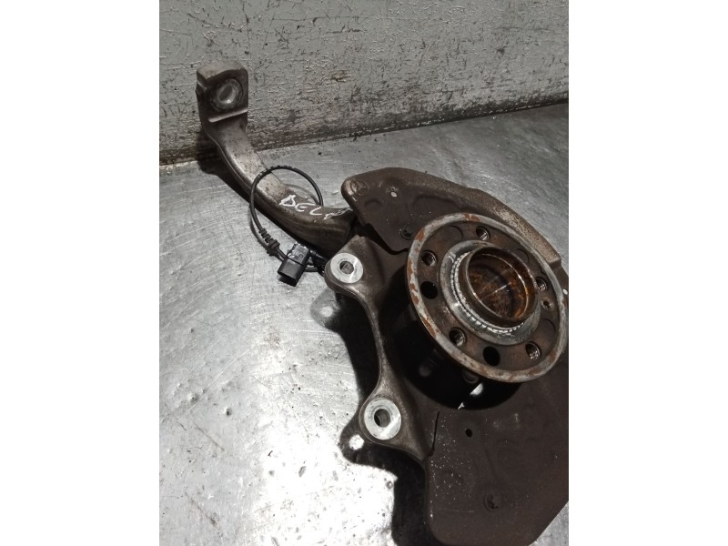 Recambio de mangueta delantera derecha para mercedes-benz clase c coupé (c205) c 220 d (205.304) referencia OEM IAM 2052200  