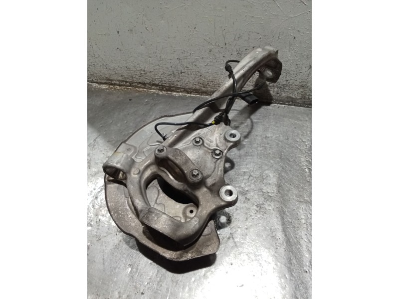 Recambio de mangueta delantera derecha para mercedes-benz clase c coupé (c205) c 220 d (205.304) referencia OEM IAM 2052200  