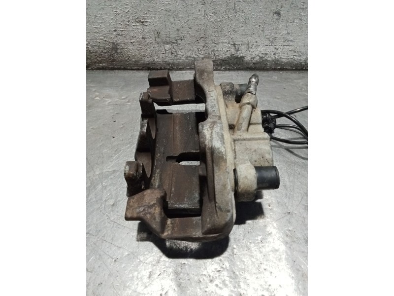 Recambio de pinza freno delantera derecha para mercedes-benz clase m (w164) ml 320 cdi 4-matic (164.122) referencia OEM IAM   