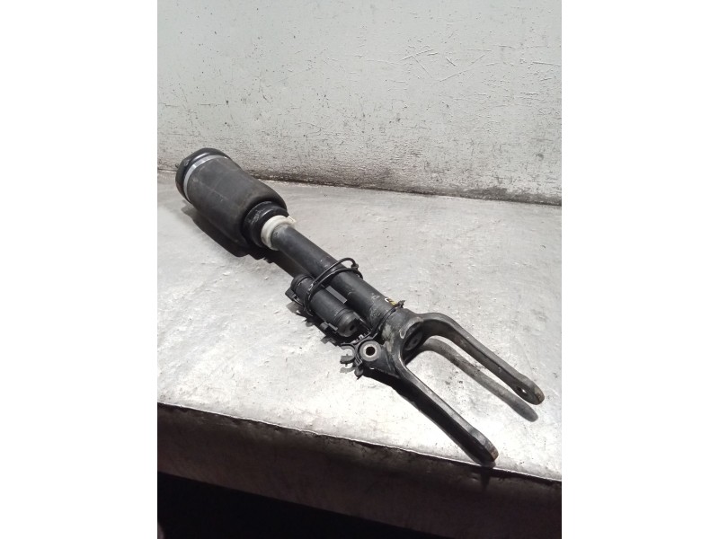 Recambio de amortiguador delantero derecho para mercedes-benz clase m (w164) ml 320 cdi 4-matic (164.122) referencia OEM IAM   