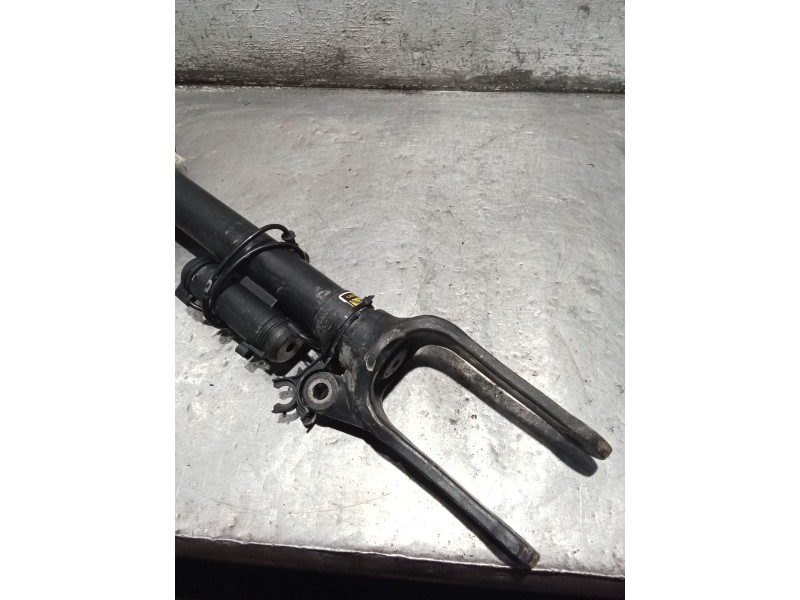 Recambio de amortiguador delantero derecho para mercedes-benz clase m (w164) ml 320 cdi 4-matic (164.122) referencia OEM IAM   