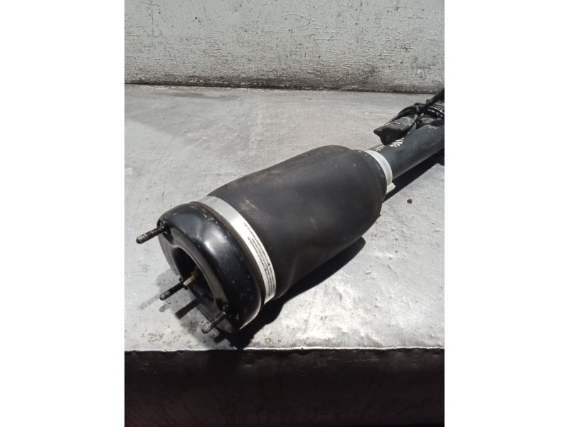 Recambio de amortiguador delantero derecho para mercedes-benz clase m (w164) ml 320 cdi 4-matic (164.122) referencia OEM IAM   