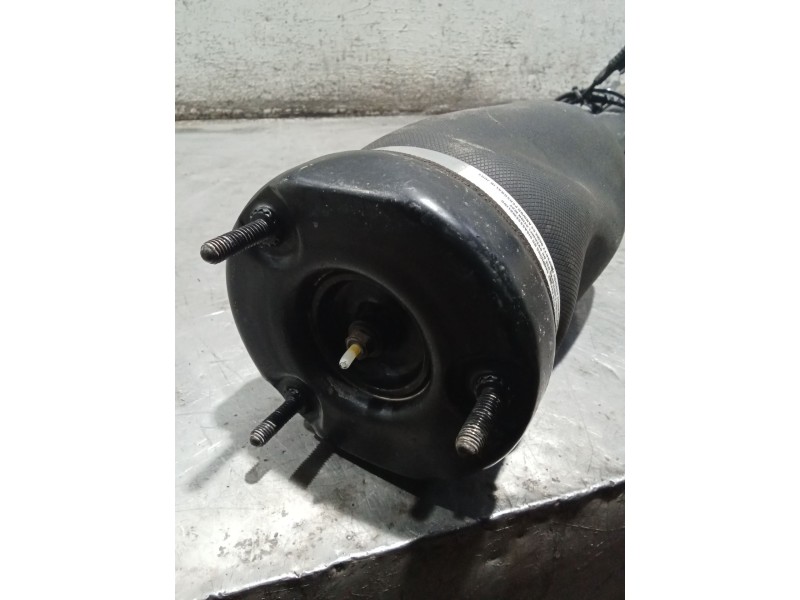 Recambio de amortiguador delantero derecho para mercedes-benz clase m (w164) ml 320 cdi 4-matic (164.122) referencia OEM IAM   