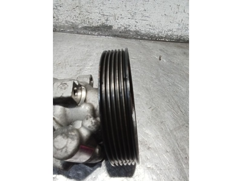 Recambio de bomba direccion para renault laguna ii (bg0/1_) 1.8 16v (bg0b, bg0c, bg0j, bg0m, bg0v) referencia OEM IAM 8200054528