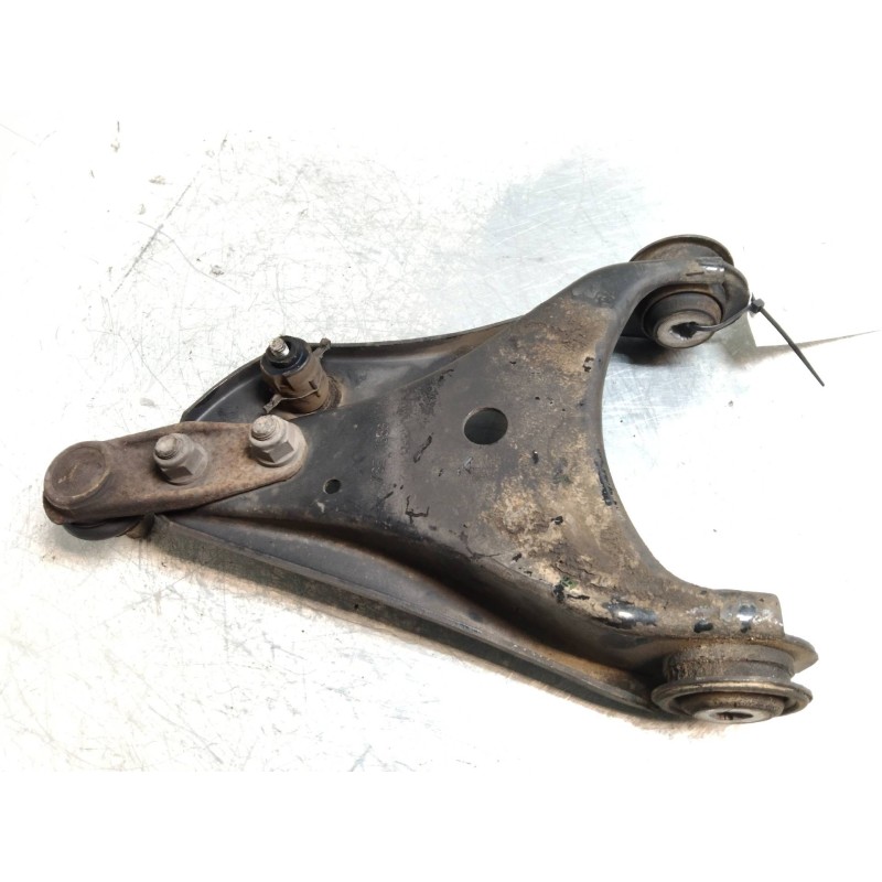 Recambio de brazo suspension inferior delantero izquierdo para renault twingo 1.5 dci diesel referencia OEM IAM   