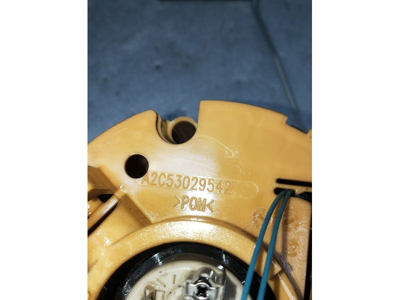 Recambio de bomba combustible para mercedes-benz clase m (w164) ml 320 cdi 4-matic (164.122) referencia OEM IAM A2C53029524  