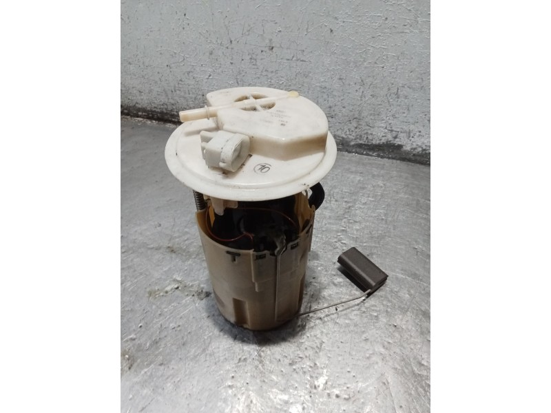 Recambio de bomba combustible para renault laguna ii (bg0/1_) 1.8 16v (bg0b, bg0c, bg0j, bg0m, bg0v) referencia OEM IAM 62000049