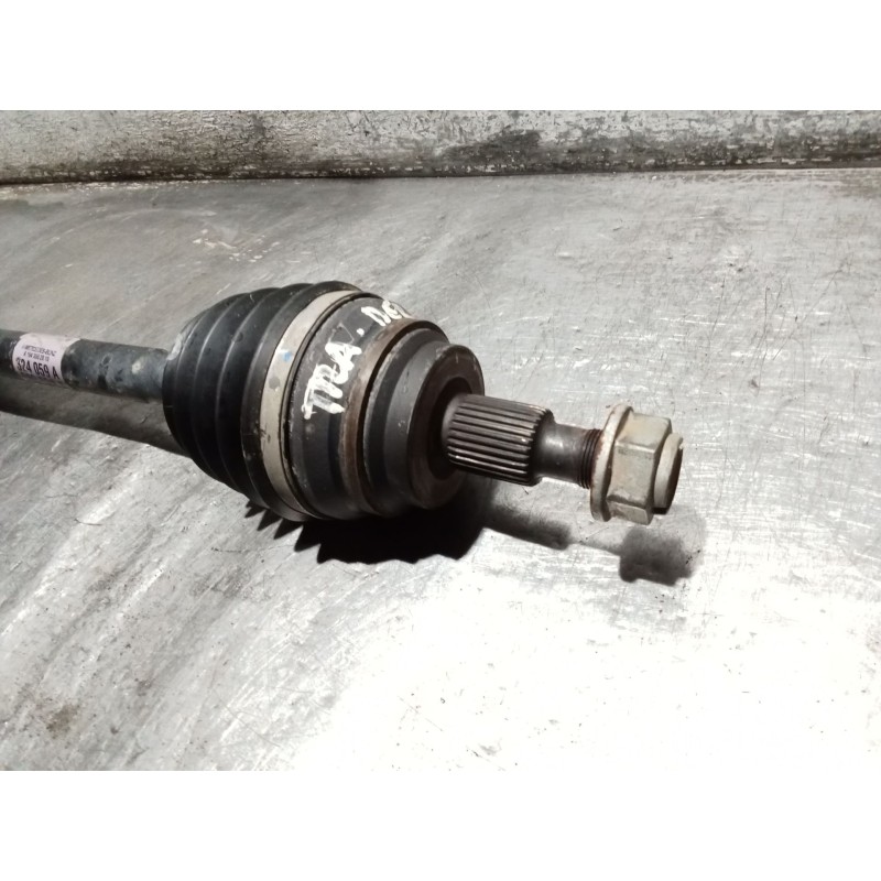 Recambio de transmision trasera derecha para mercedes-benz clase m (w164) ml 320 cdi 4-matic (164.122) referencia OEM IAM A16435