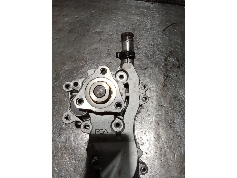 Recambio de bomba agua para opel mokka / mokka x (j13) 1.4 (_76) referencia OEM IAM 95531269  
