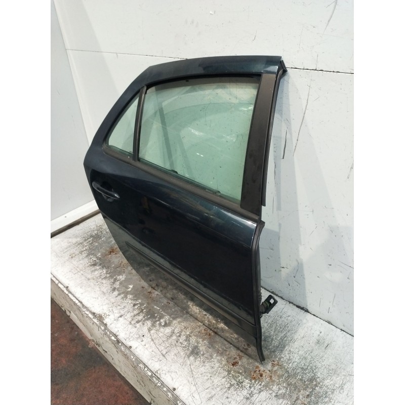 Recambio de puerta trasera derecha para renault laguna ii (bg0/1_) 1.8 16v (bg0b, bg0c, bg0j, bg0m, bg0v) referencia OEM IAM  5P