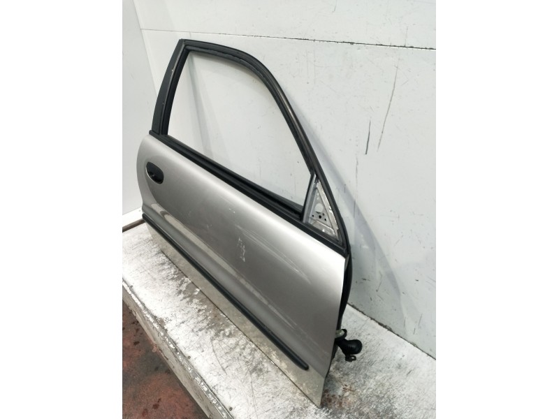 Recambio de puerta delantera derecha para daewoo lanos (klat) 1.6 16v referencia OEM IAM  5P 
