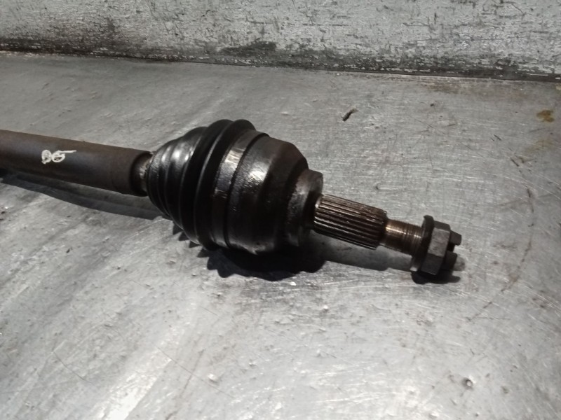 Recambio de transmision delantera derecha para renault laguna ii (bg0/1_) 1.8 16v (bg0b, bg0c, bg0j, bg0m, bg0v) referencia OEM 