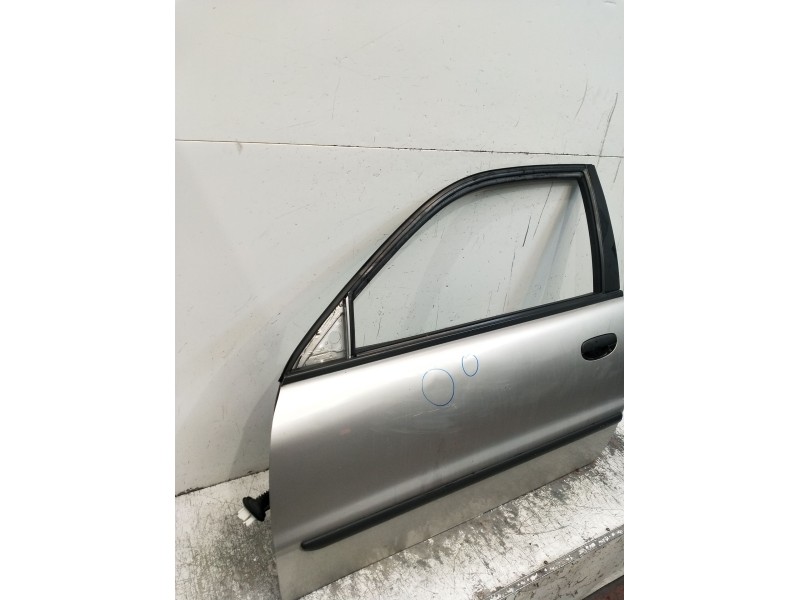 Recambio de puerta delantera izquierda para daewoo lanos (klat) 1.6 16v referencia OEM IAM VER FOTOS 5P 