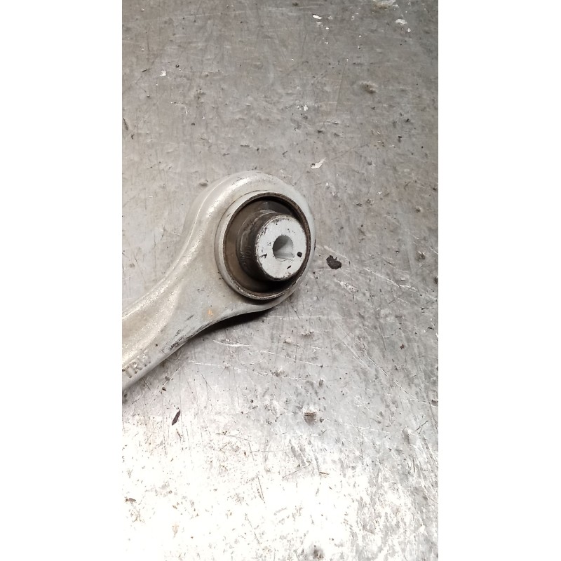 Recambio de brazo suspension superior delantero izquierdo para audi q5 (fyb, fyg) 2.0 tdi quattro referencia OEM IAM 4M0407505B 