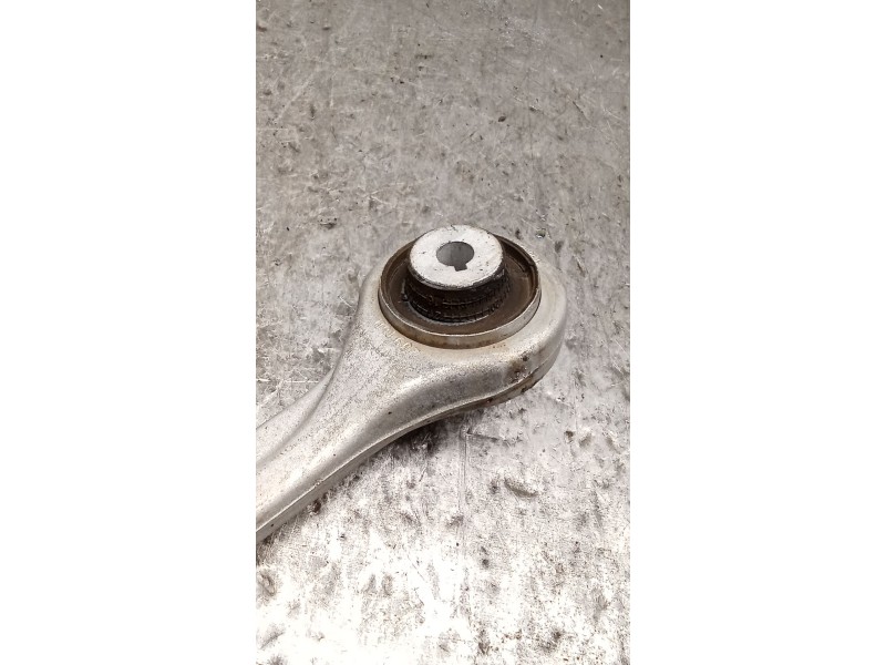 Recambio de brazo suspension superior delantero derecho para audi q5 (fyb, fyg) 2.0 tdi quattro referencia OEM IAM 4M0407506B  