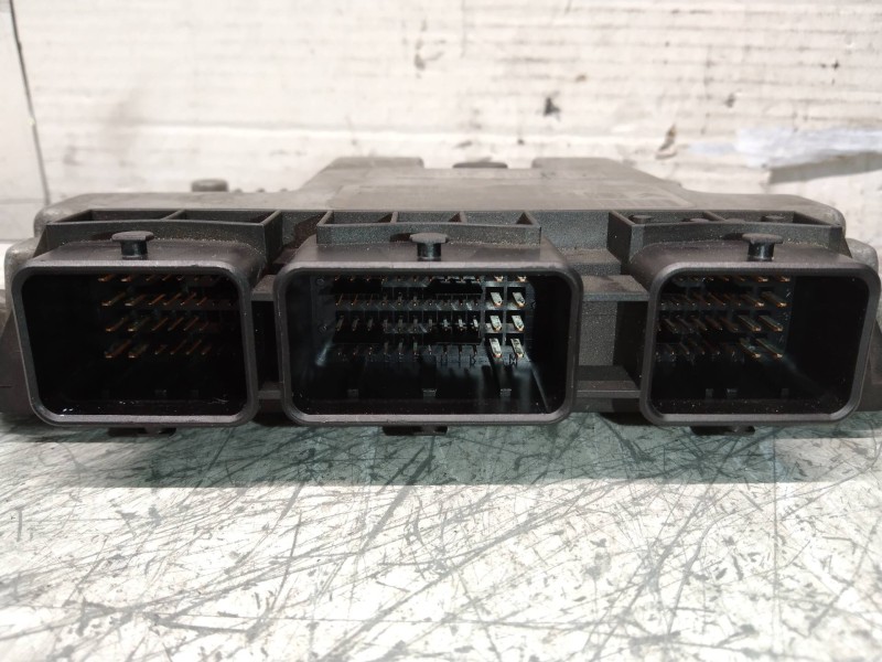 Recambio de centralita motor uce para peugeot 307 (s1) xs referencia OEM IAM 0281011629 9658944580 EDC16C34