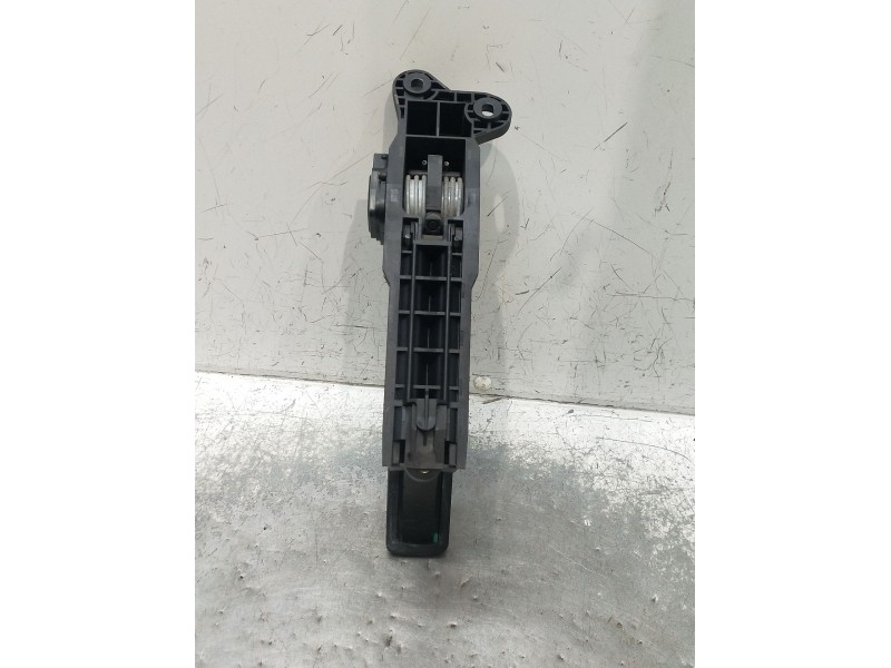 Recambio de potenciometro pedal para mercedes-benz clase m (w164) ml 320 cdi 4-matic (164.122) referencia OEM IAM A1643000104 05